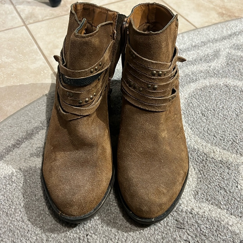 Kenzie ankle booties